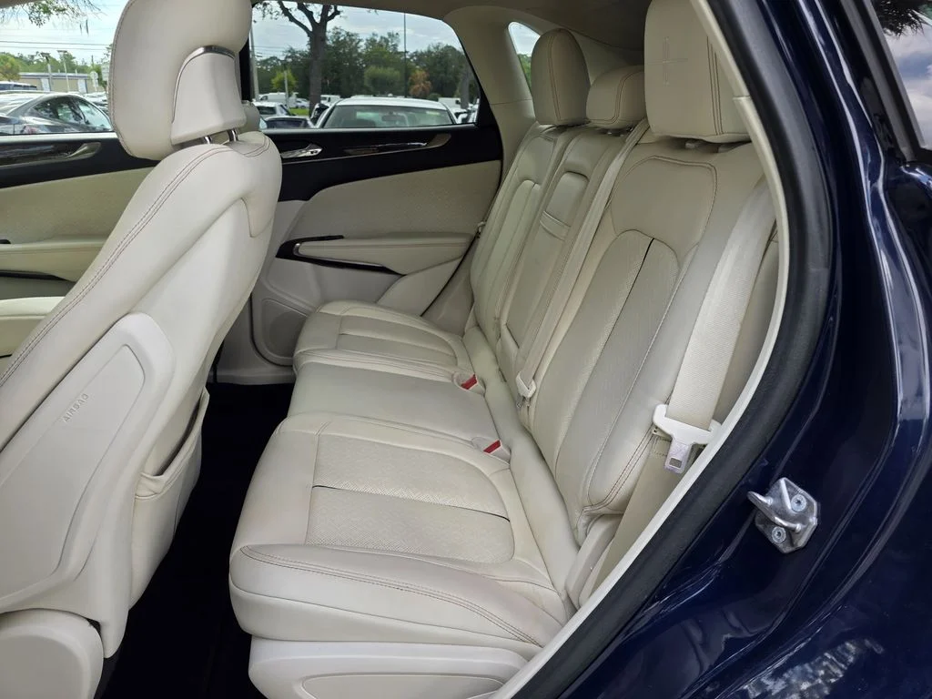 Used 2018 Blue Lincoln Black Label image 16