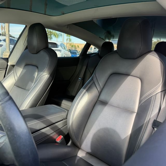 Used 2019 Blue Tesla Standard Range Plus image 15