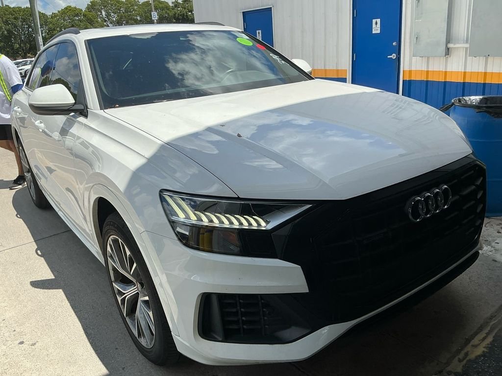 2023 Audi Q8