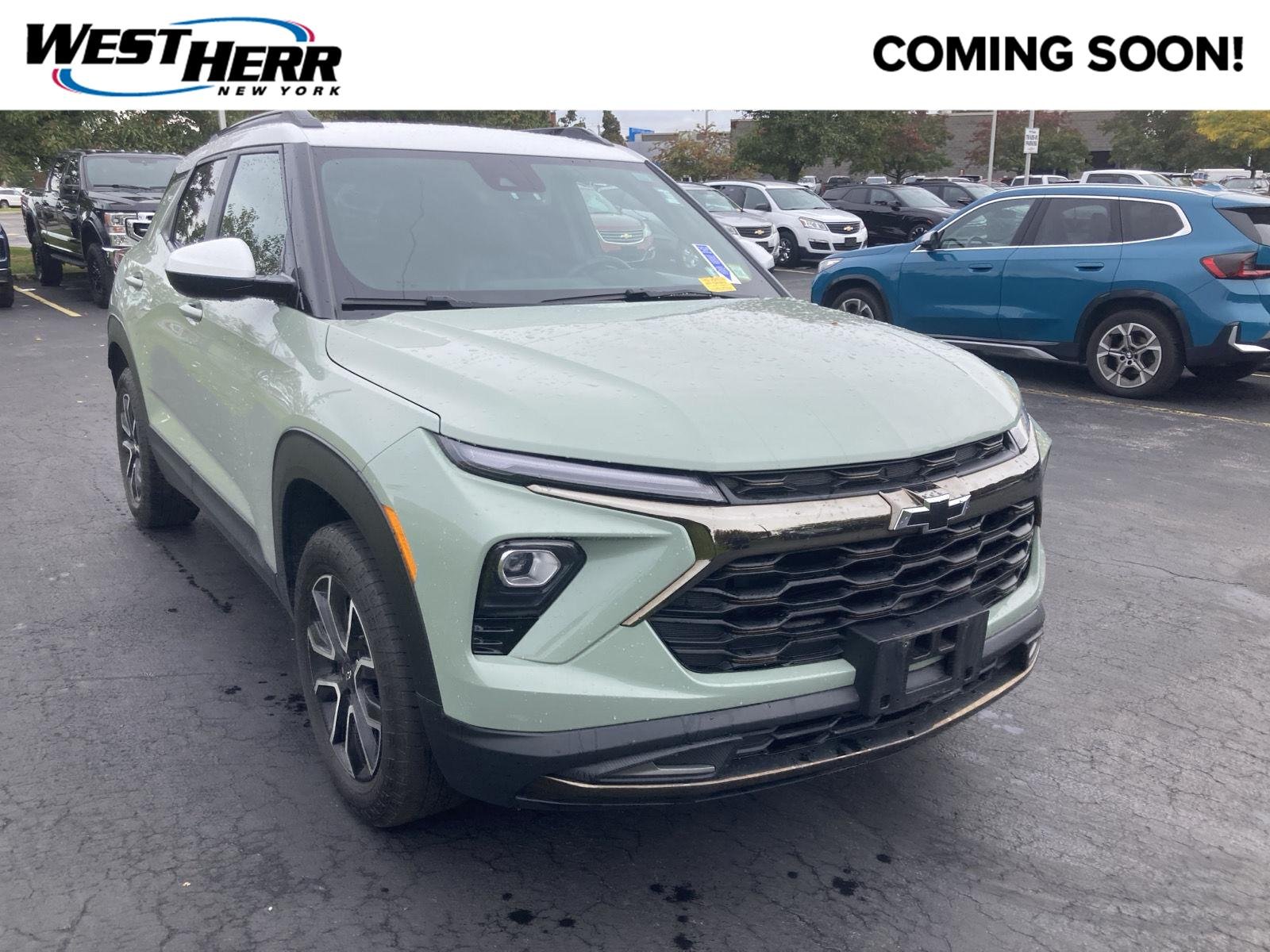 Used 2024 Cacti Green Chevrolet ACTIV image 1