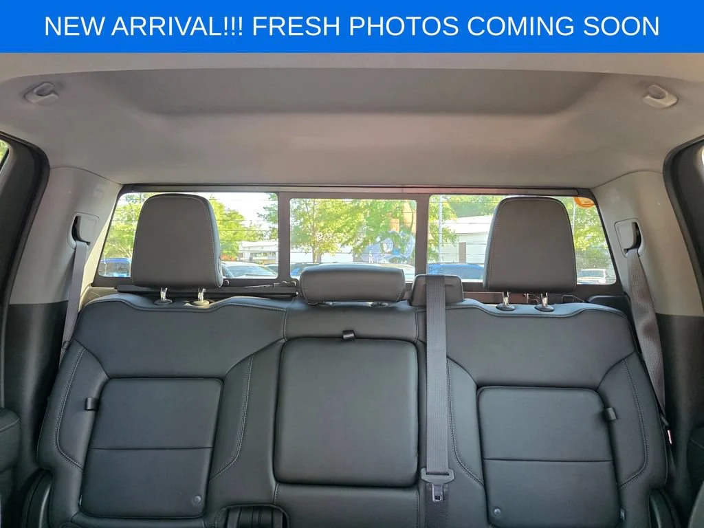 Used 2019 SILVER ICE METALLIC Chevrolet LTZ image 13