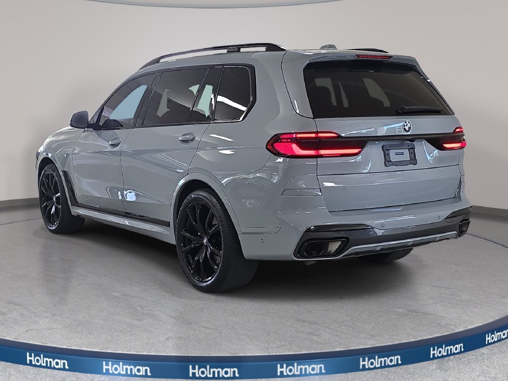 Used 2024 Brooklyn Grey Metallic BMW xDrive40i image 9