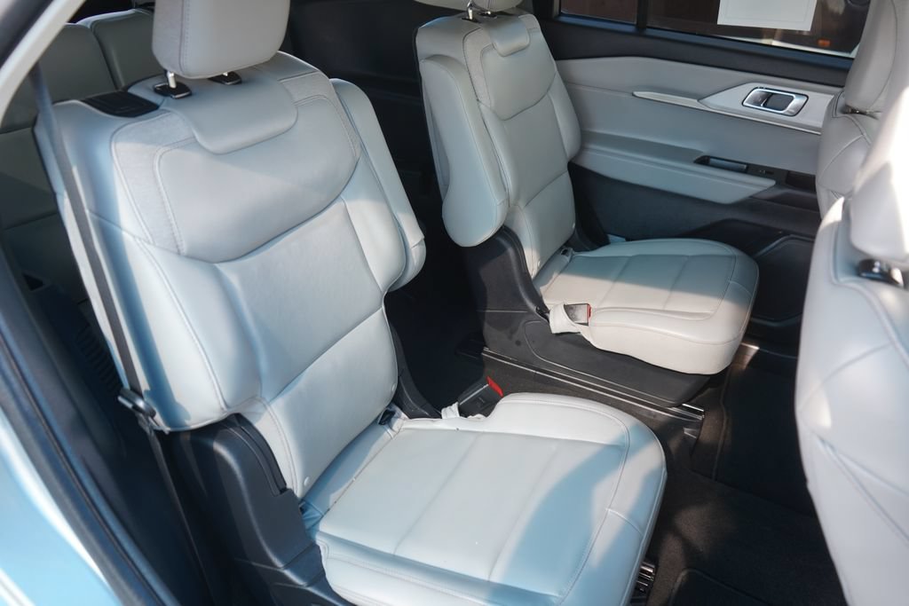 Used 2025  Ford Active image 22