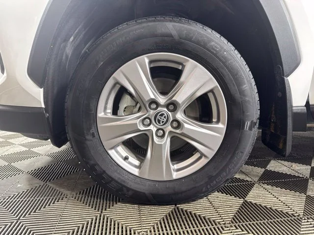 Certified Used 2025 Ice Toyota XLE image 10