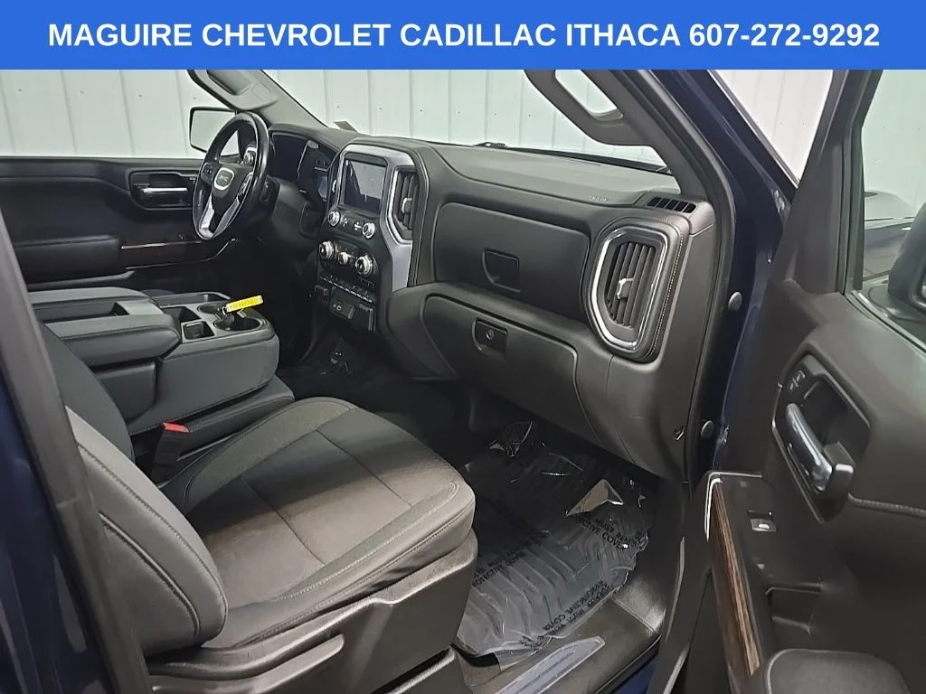 Used 2019 Blue GMC SLE image 15