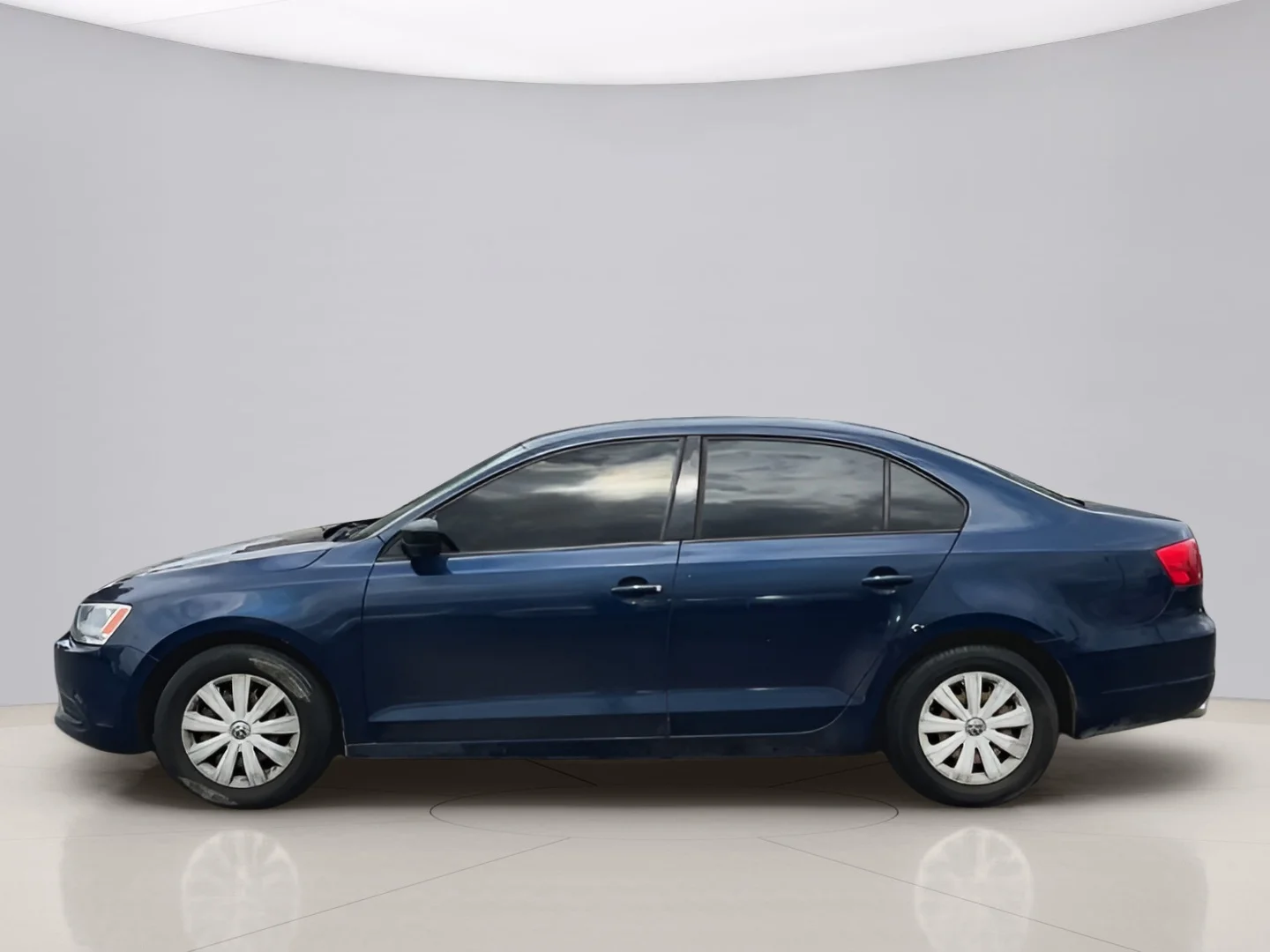 Used 2011 Blue Volkswagen  image 5