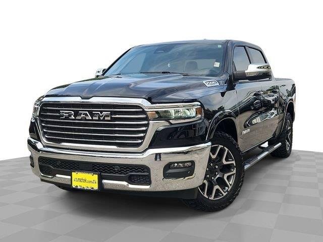2025 RAM 1500 Laramie 4x4 Crew Cab 5'7's photo