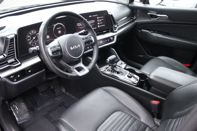 Used 2023 Black Kia SX-Prestige image 3