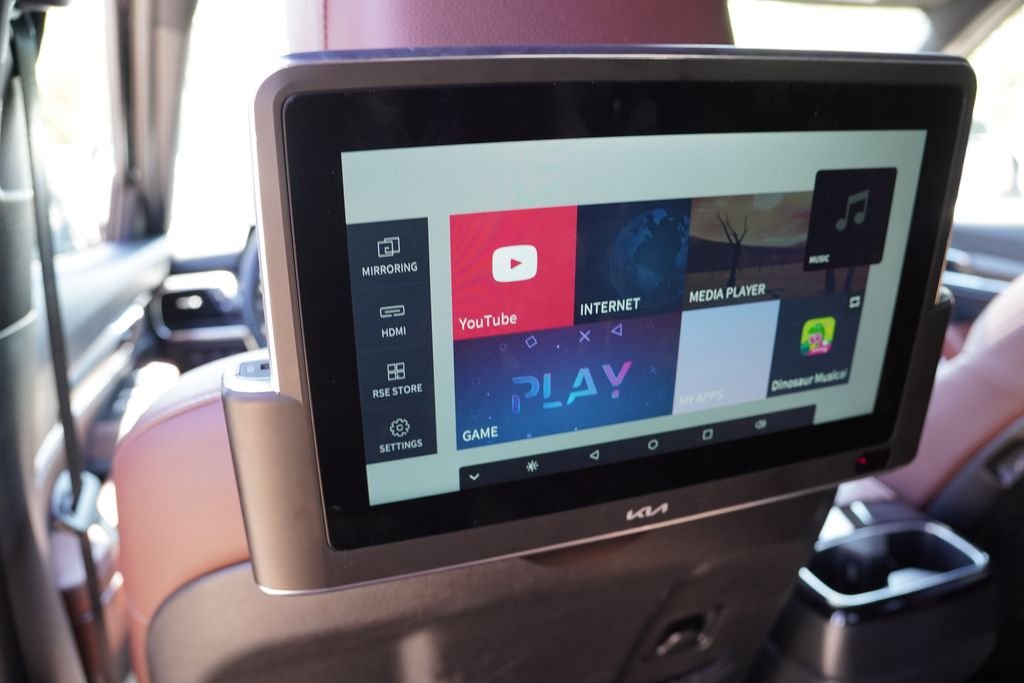 Used 2023 Ebony Black Kia SX image 4