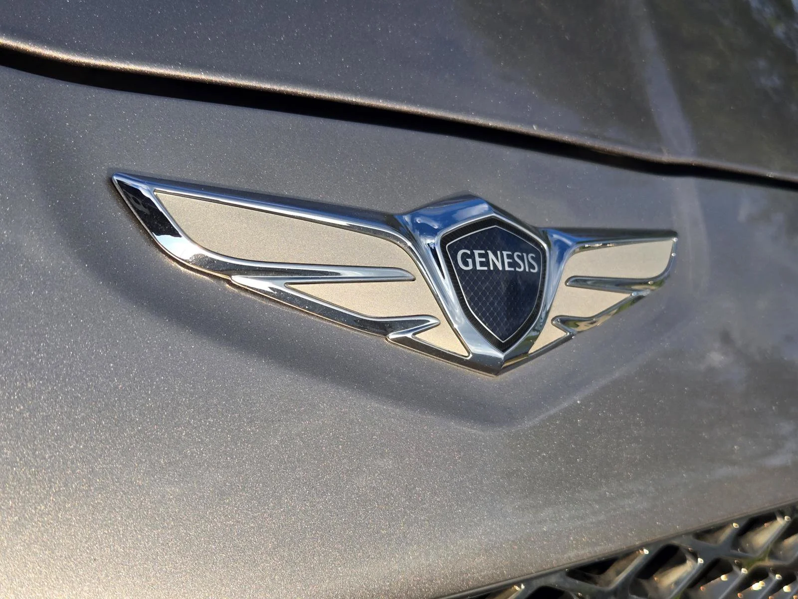 Used 2022 Silver Genesis 2.0T AWD image 7