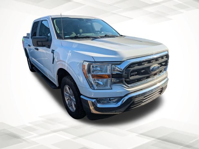 Used 2022 White Ford XLT image 2