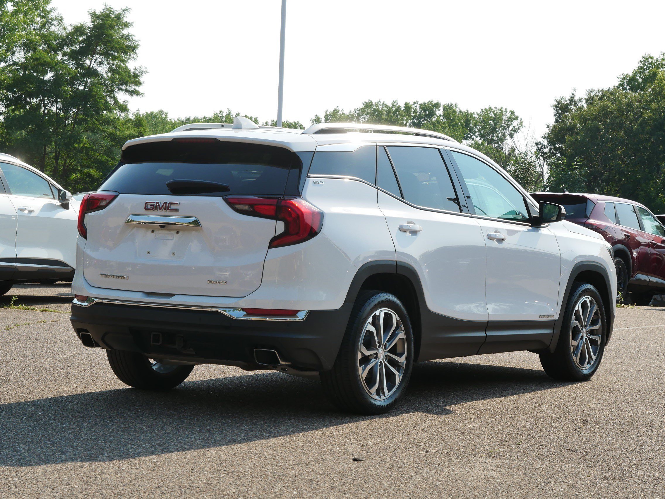 Used 2018 Summit White GMC SLT image 7