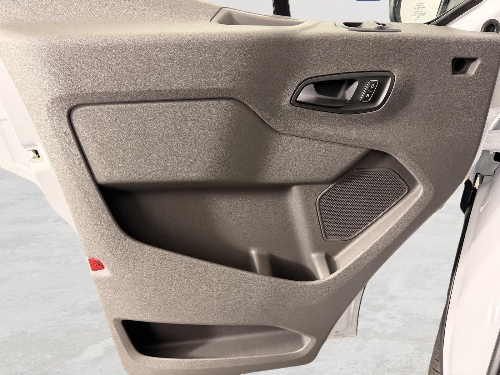 New 2026 Oxford White Ford Cargo Van image 15