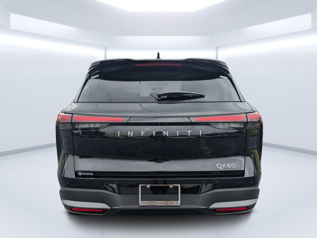 New 2027 Black INFINITI LUXE image 4