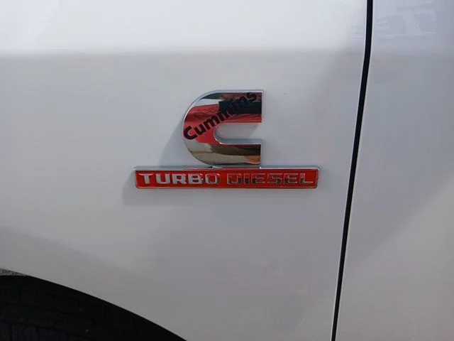 New 2026 Bright White Clear-Coat Exterior Paint RAM Tradesman image 11