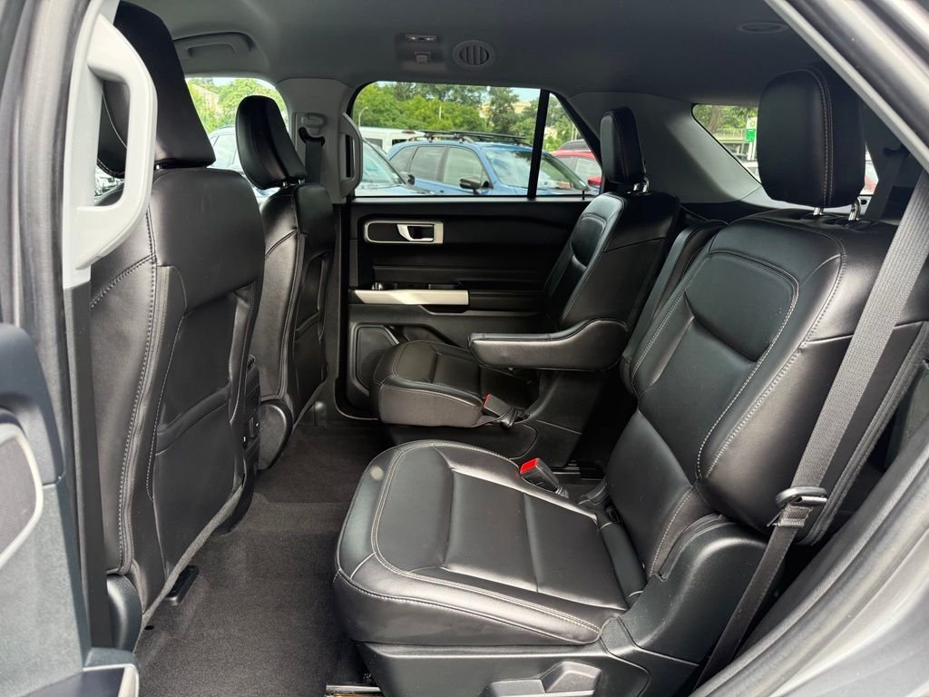 Used 2023 Carbonized Gray Metallic Ford XLT image 22
