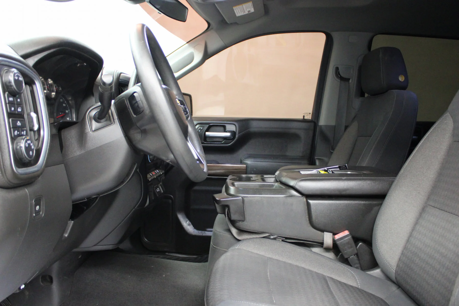 Used 2020 Northsky Blue Metallic Chevrolet 4WD Crew Cab 147 LT image 13