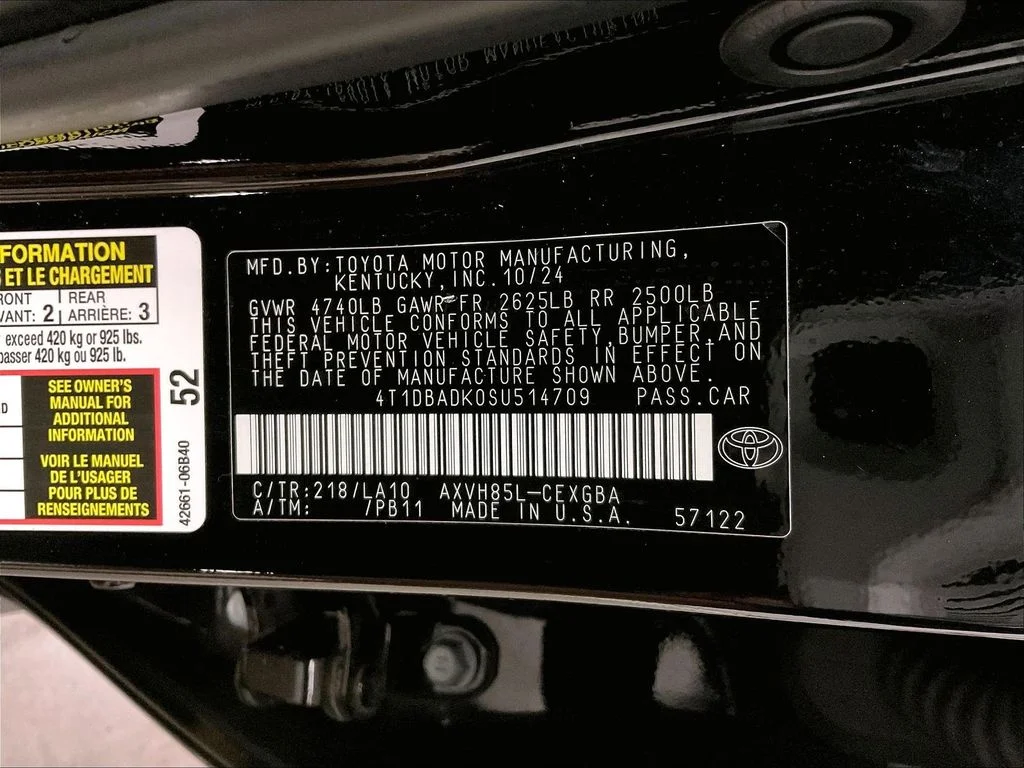 Used 2025 Black Toyota XLE image 40