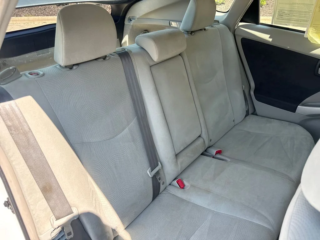 Used 2010 Blizzard Pearl Toyota I image 33