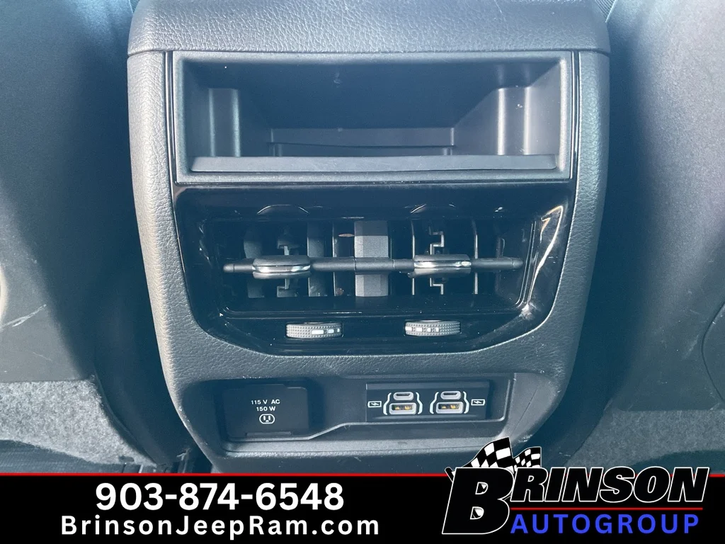 Used 2024 Diamond Black Crystal Pearlcoat Jeep Altitude image 19