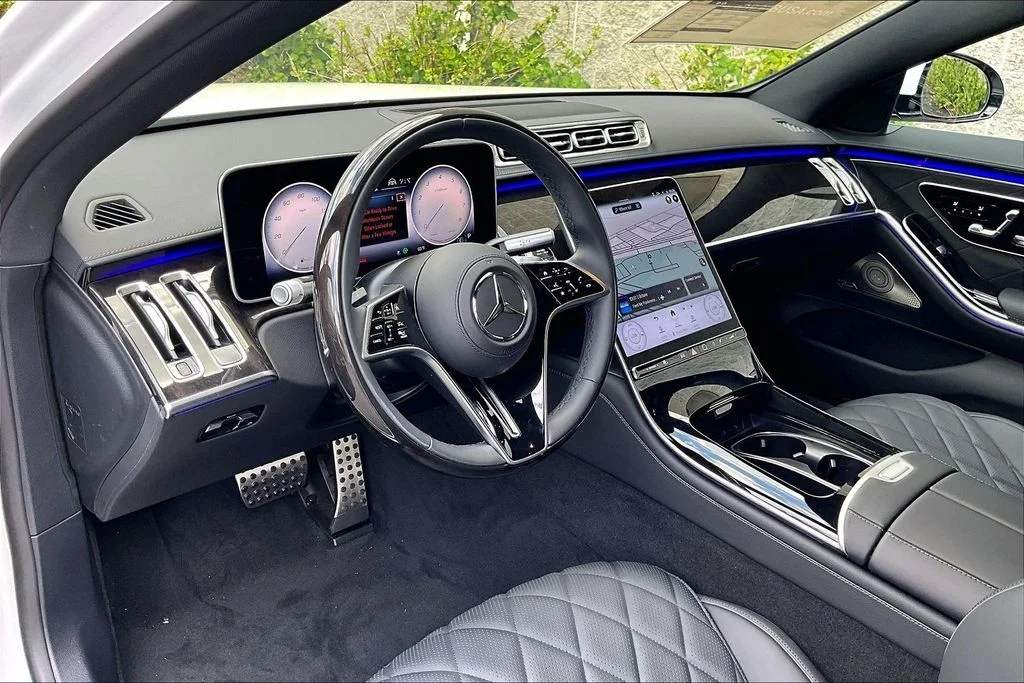 New 2026 White Mercedes-Benz S 500 image 6