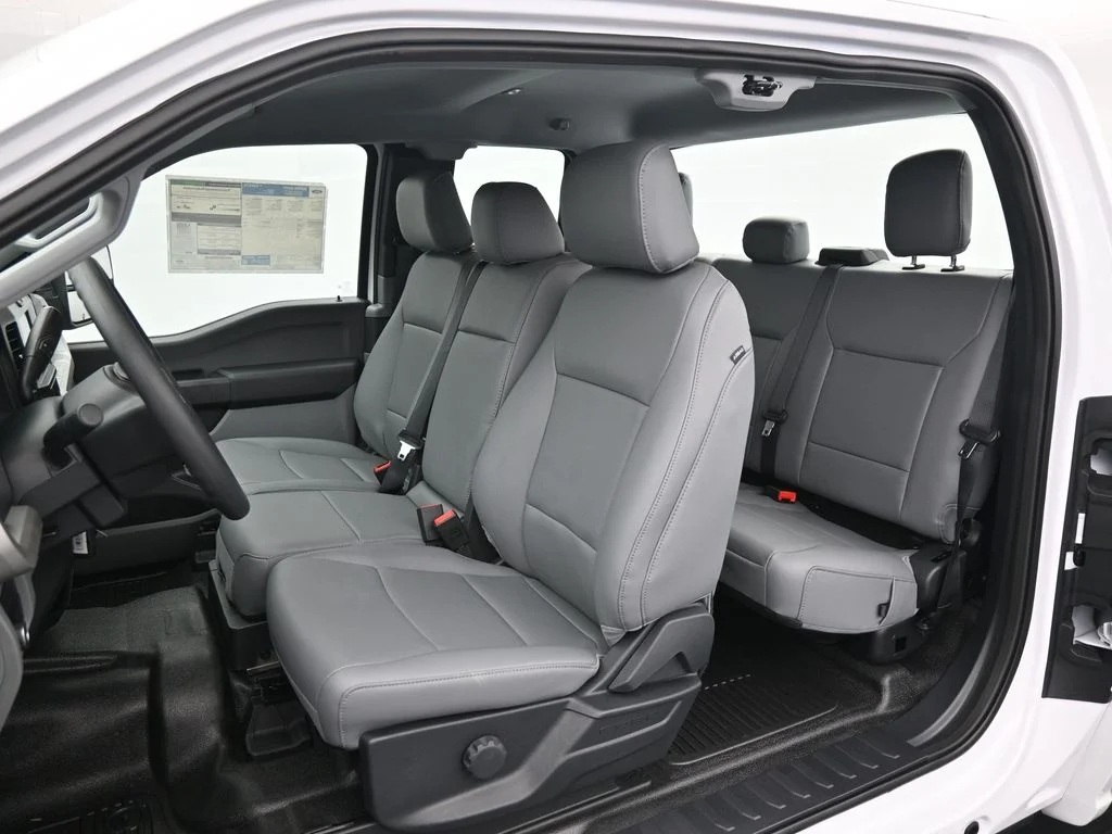 New 2026 Oxford White Ford XL image 10