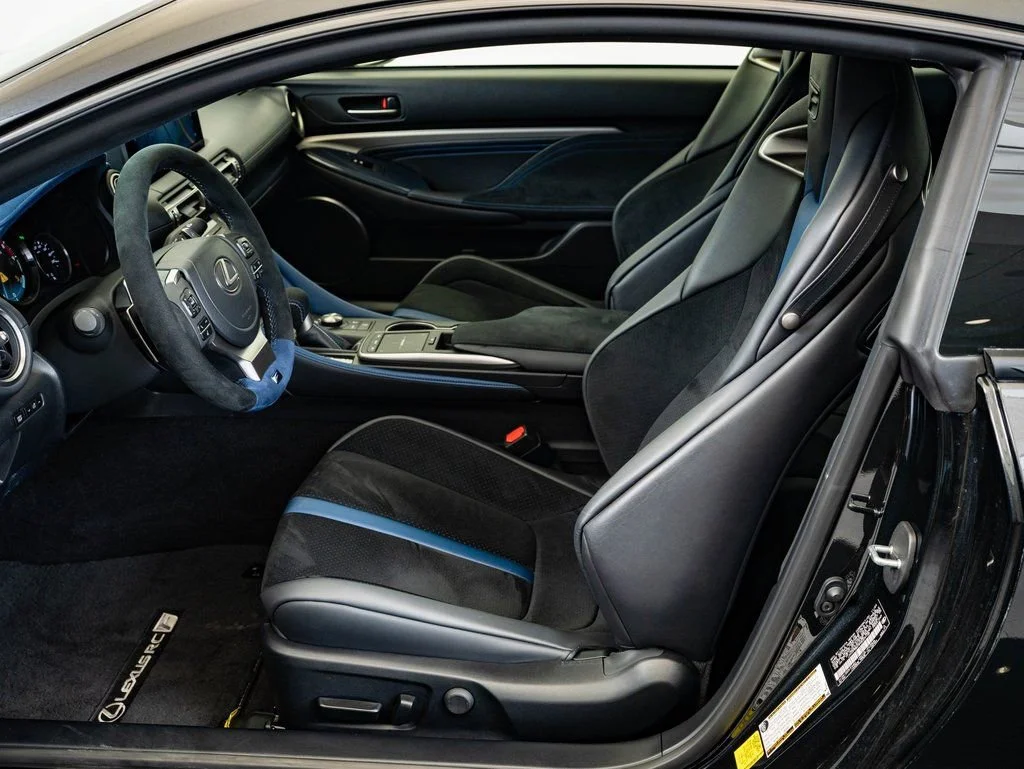 2024 Lexus RC F - Photo 18