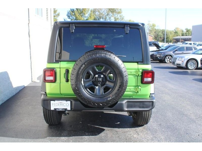 New 2026 Mojito Clear-Coat Exterior Paint Jeep Sport 4x4 image 4