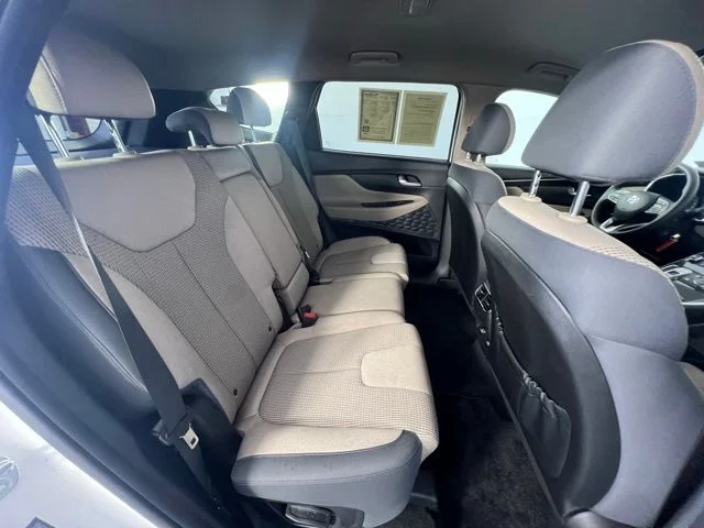Used 2023 White Hyundai SE image 33