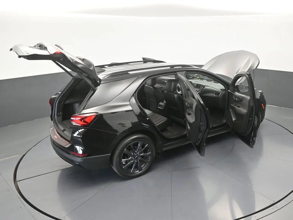 Used 2024 Mosaic Black Metallic Chevrolet RS image 59