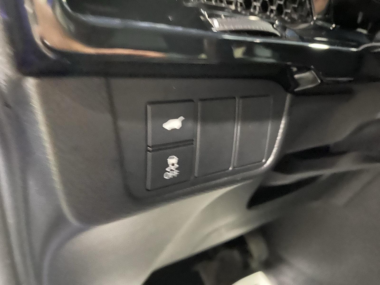 Used 2024 Still Night Pearl Honda EX-L image 19