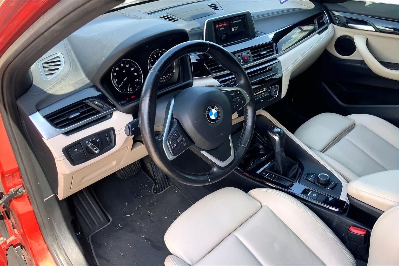 Used 2018 Sunset Orange Metallic BMW sDrive28i image 15