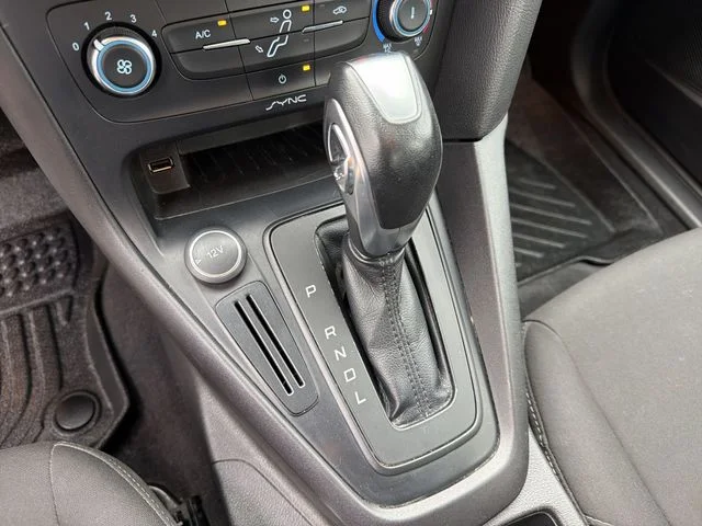 Used 2016 Silver Ford SE image 21