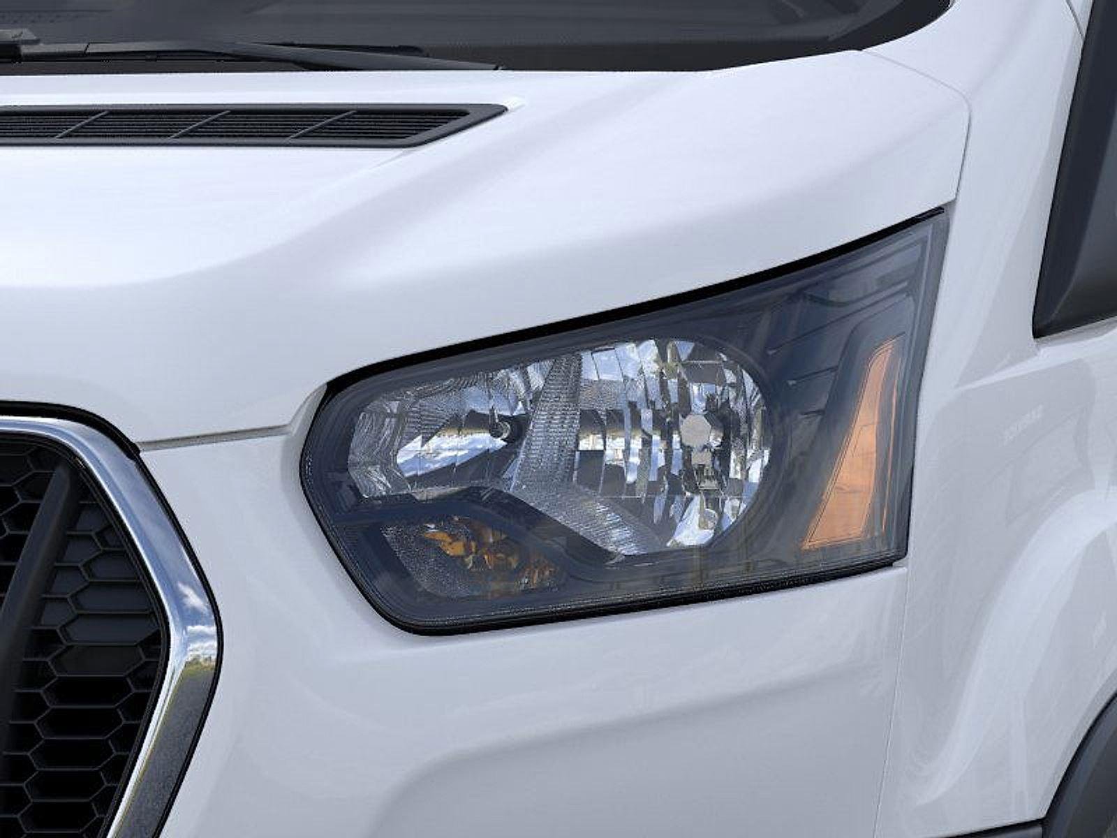 2025 Ford Transit Passenger Van XL - Photo 19