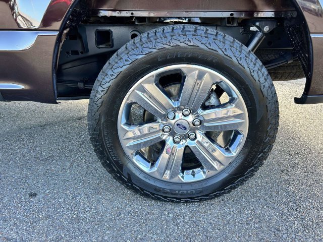 Used 2019 Red Ford XLT image 3