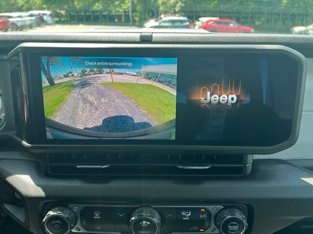 Used 2024 Black Jeep Sport S image 18