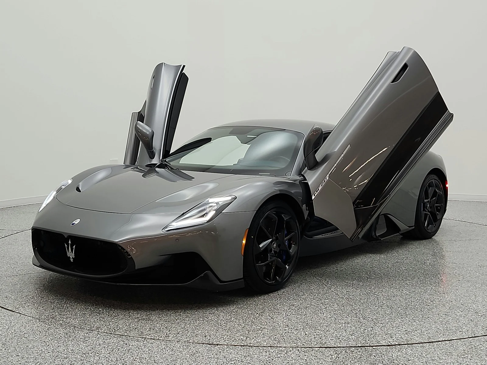 Used 2022 Grigio Mistero Maserati Coupe image 9