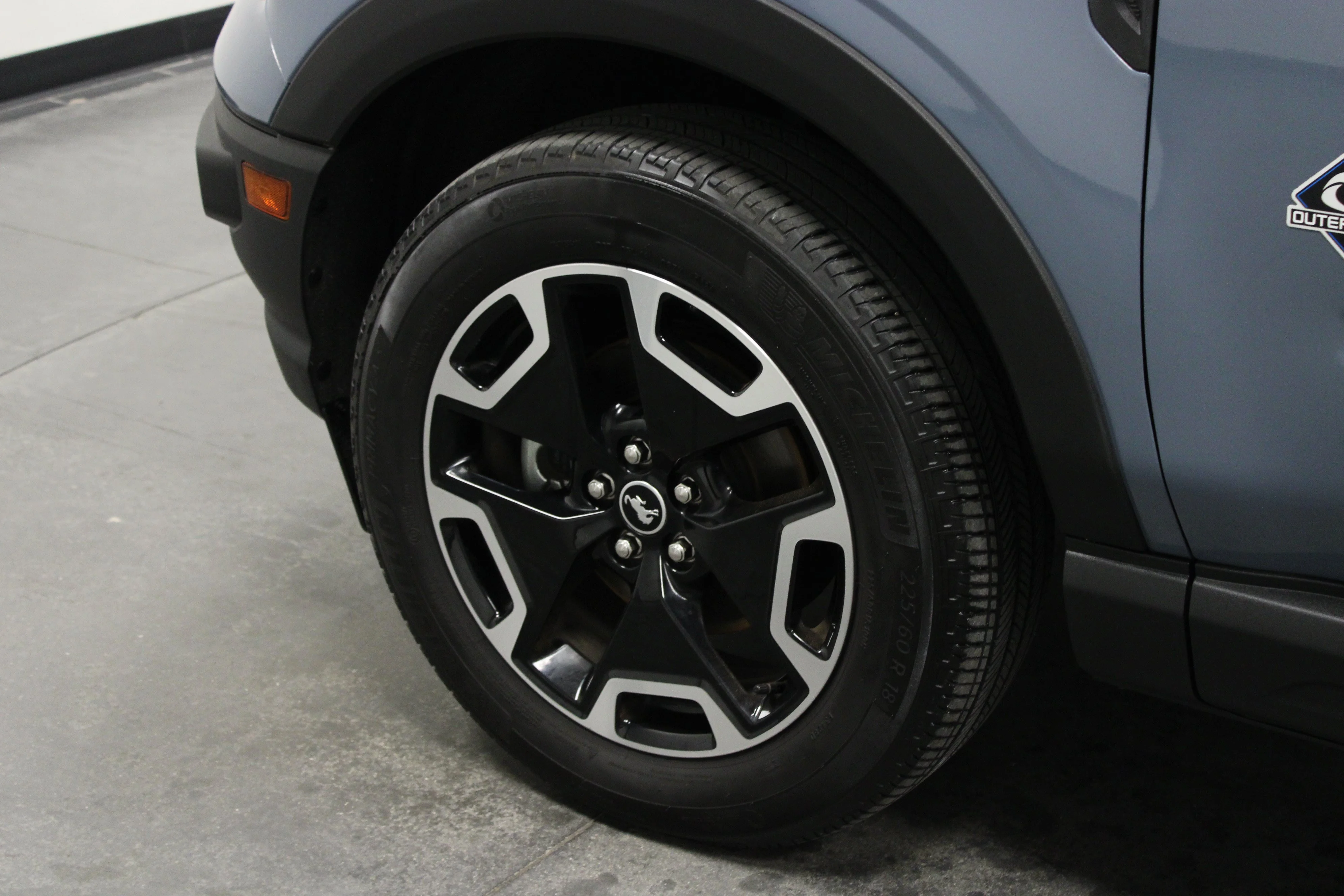 Used 2024 Azure Gray Metallic Ford Outer Banks image 10