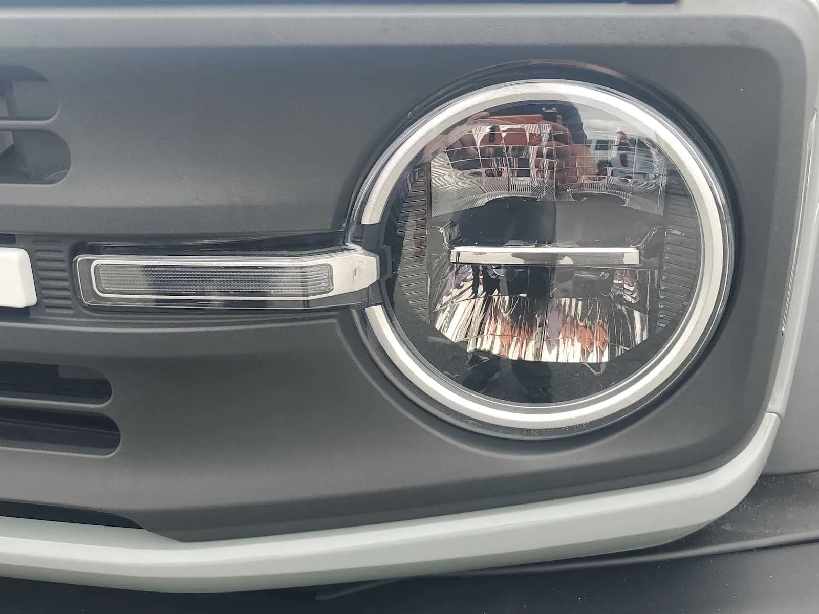 Used 2023  Ford Base image 13