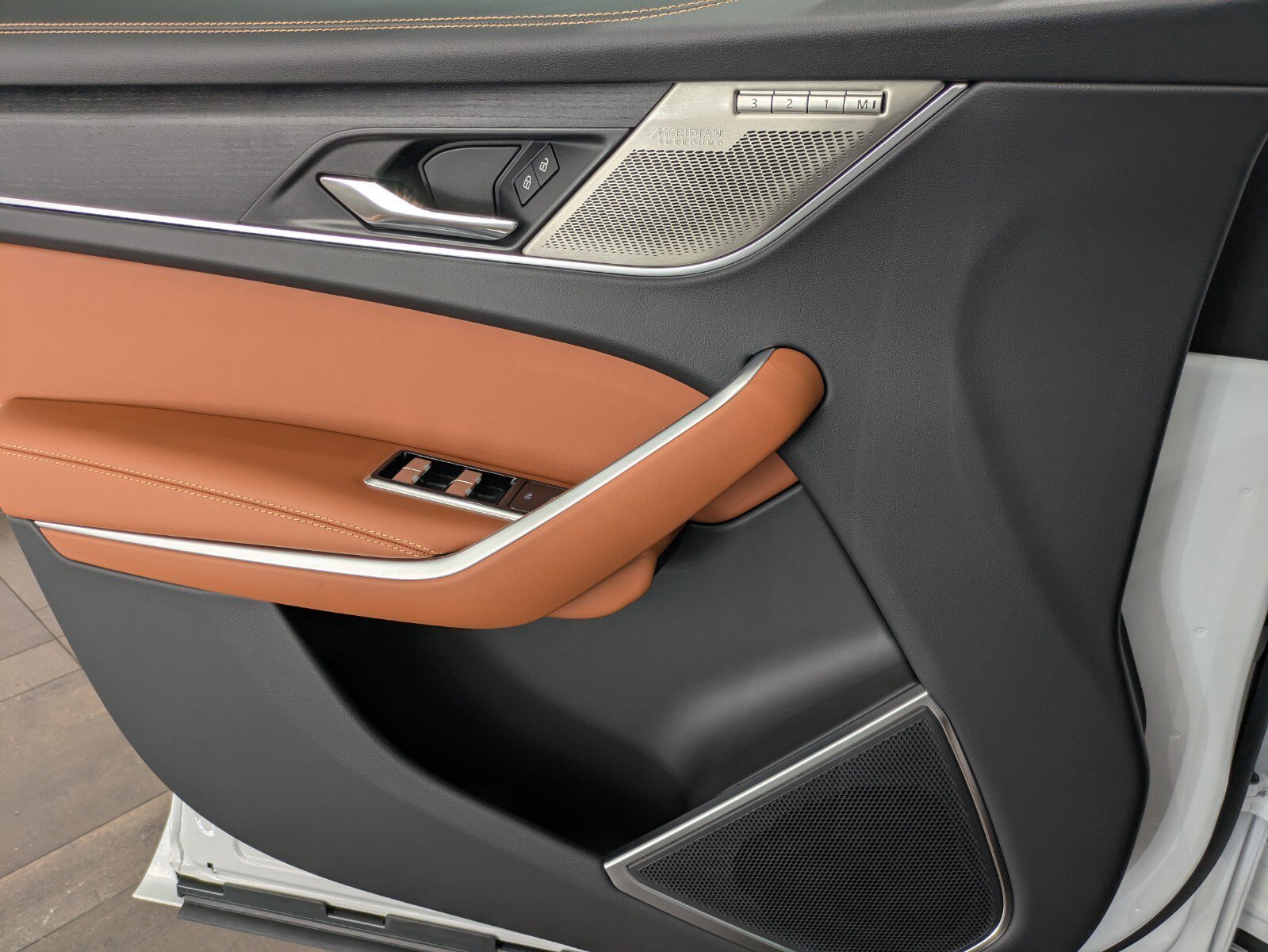 2026 Jaguar F-Pace R-Dynamic S - Photo 20