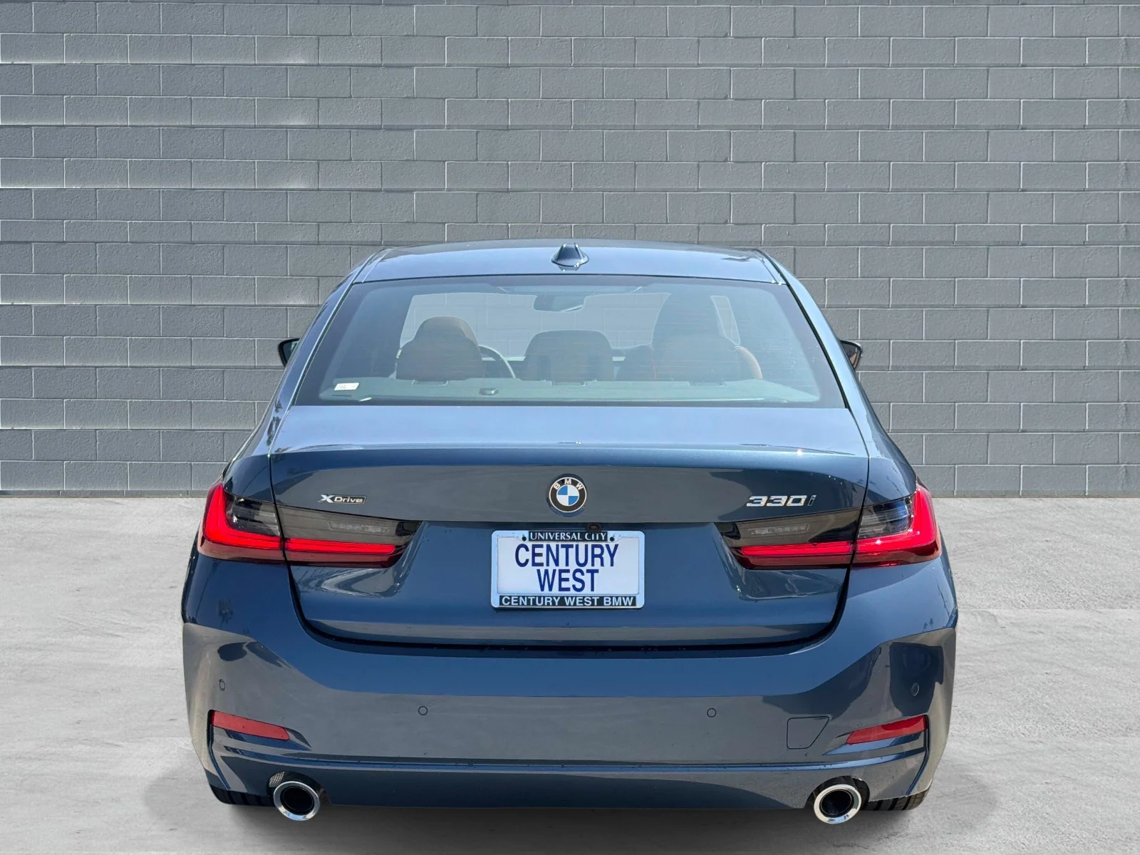 New 2026 Arctic Race Blue metallic BMW 330i xDrive image 4