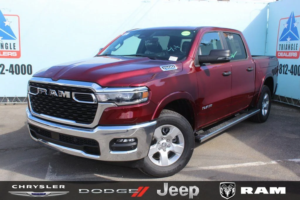 2025 RAM 1500 Big Horn/Lone Star 4x4 Crew Cab 5'7's photo