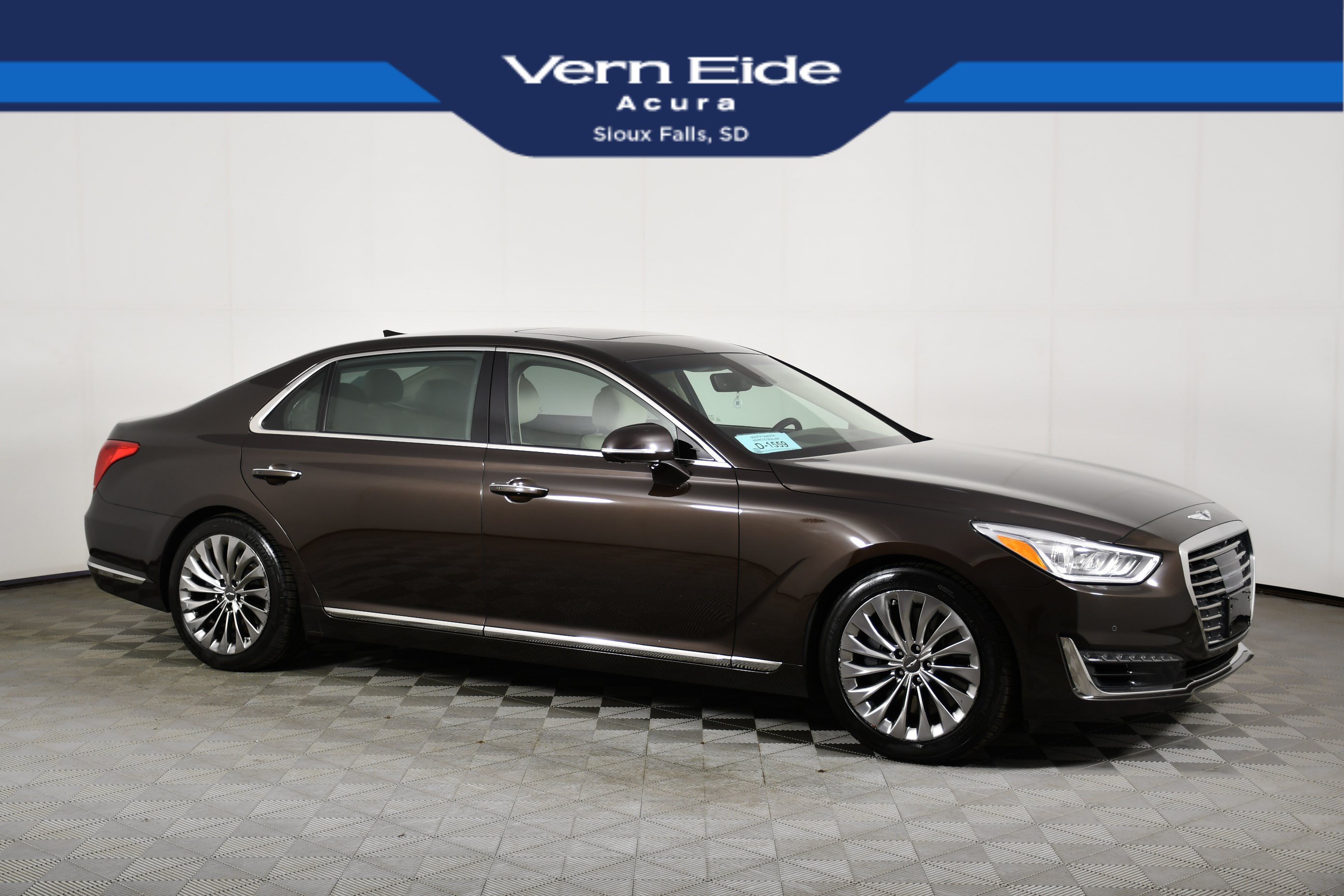 2019 Genesis G90 5.0 Ultimate AWD's photo
