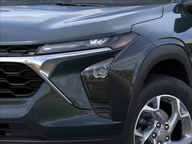 2026 Chevrolet Trax LS - Photo 10