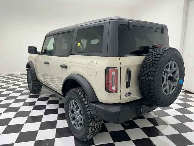2025 Ford Bronco 4-Door Badlands - Photo 3