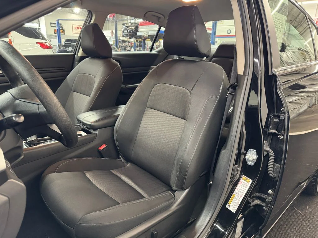 Used 2024 Black Nissan 2.5 SV image 16