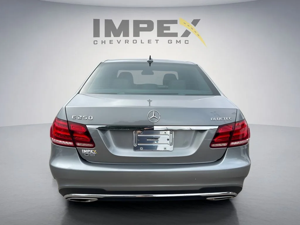 Used 2014  Mercedes-Benz E 250 image 5