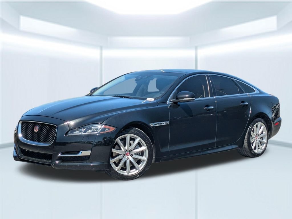 2019 Jaguar XJ XJ R-Sport AWD's photo