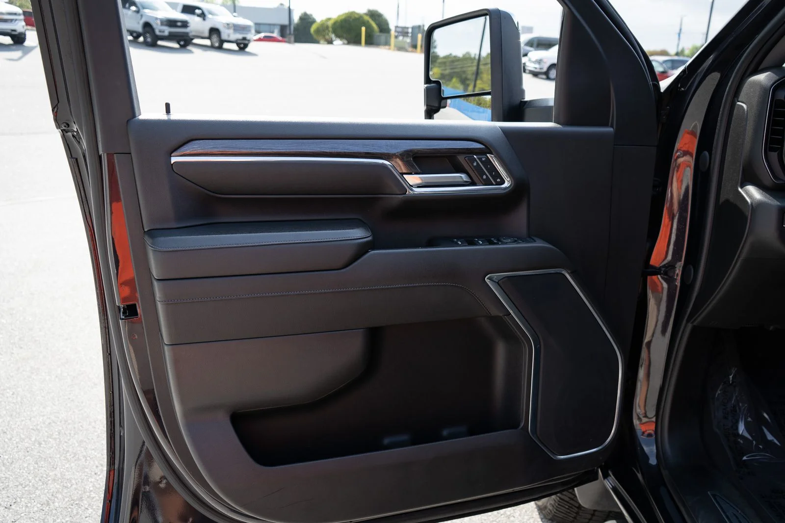 2024 Chevrolet Silverado 2500HD LTZ - Photo 16
