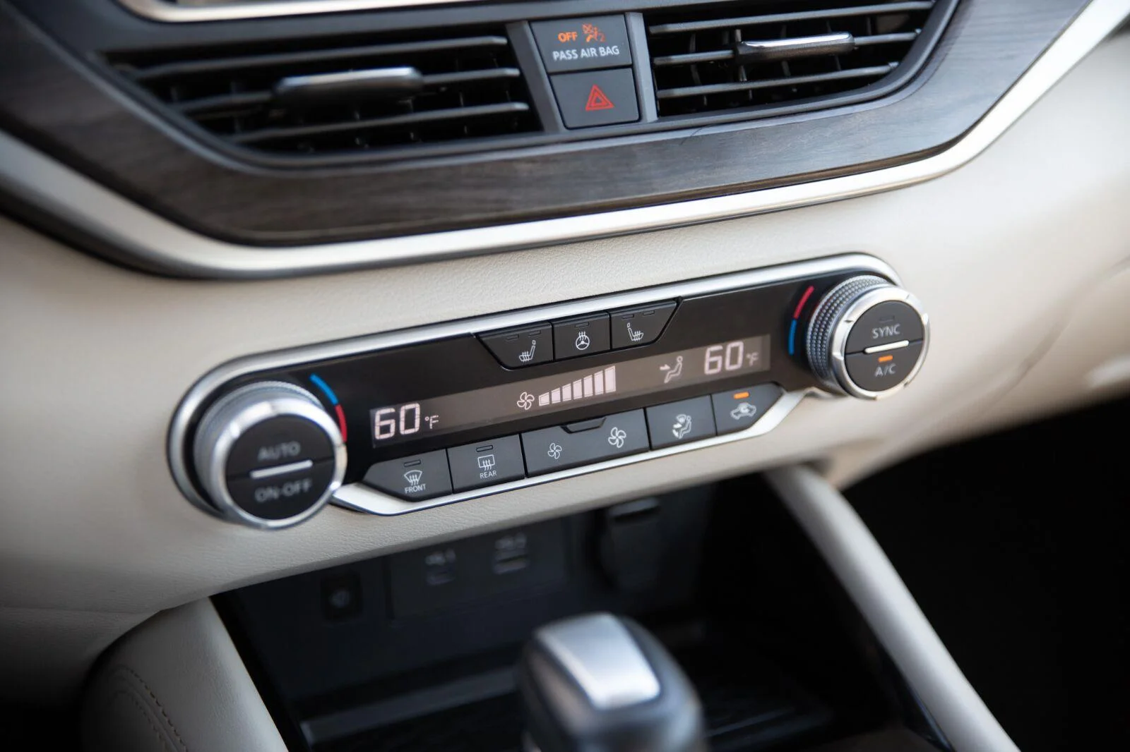 2023 Nissan Altima SL - Photo 13
